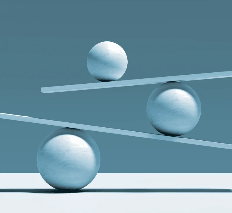 Balls balancing on planks